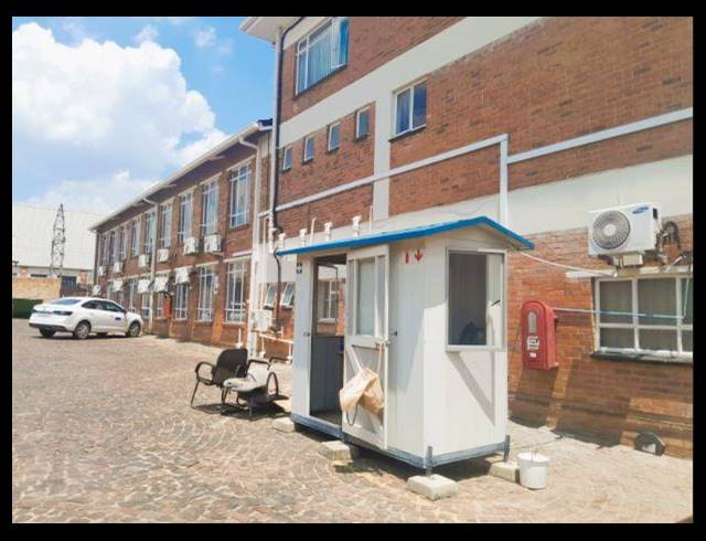 BUSINESS FOR SALE IN NIGEL CENTRAL